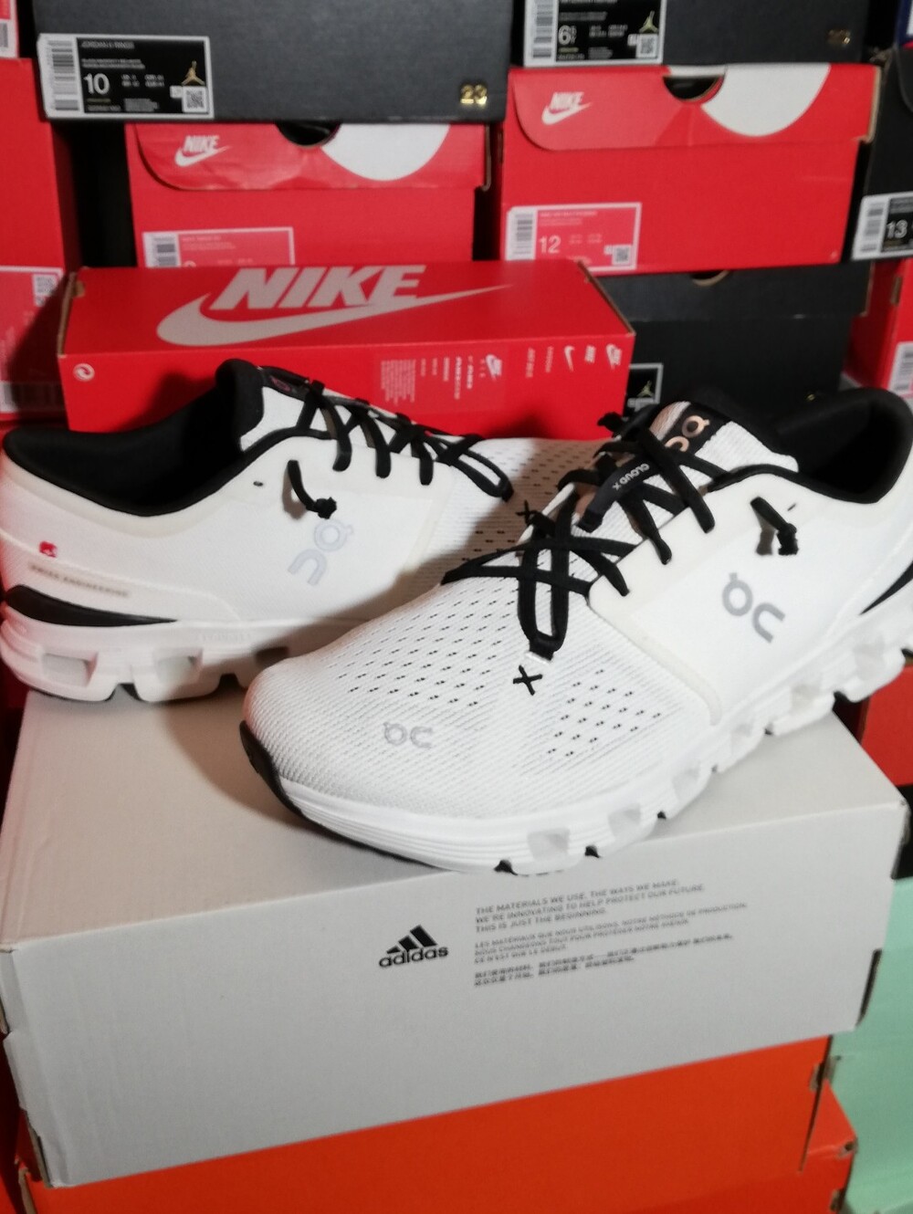 On Cloud X4 Men's Size 13 Great Condition "Used Item No Box" - Picture 2 of 10